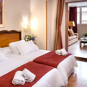 3* Hotell Reina Cristina